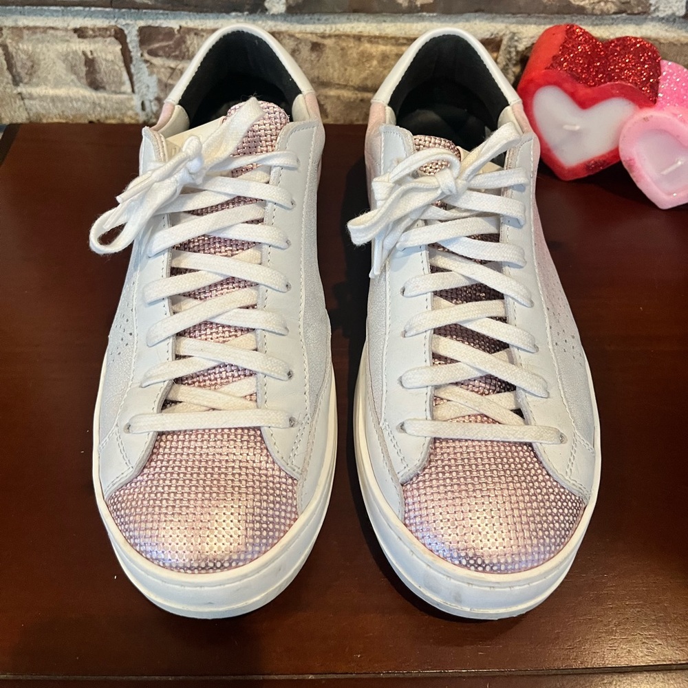P448 Sneakers size 39